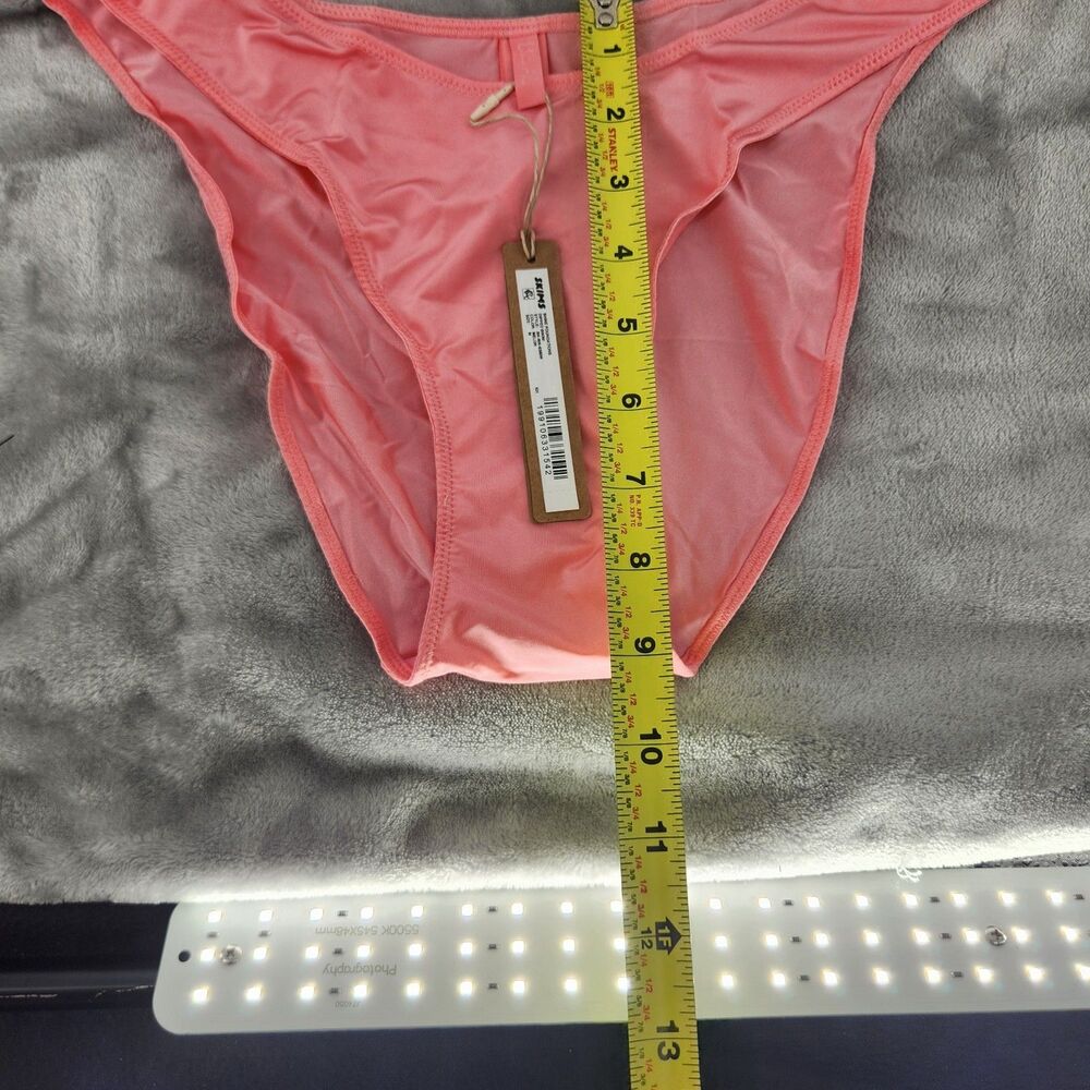 Skims Women's Medium Melon Pink Shine Foundations Dipped Bikini NWT - Picture 6 of 7
